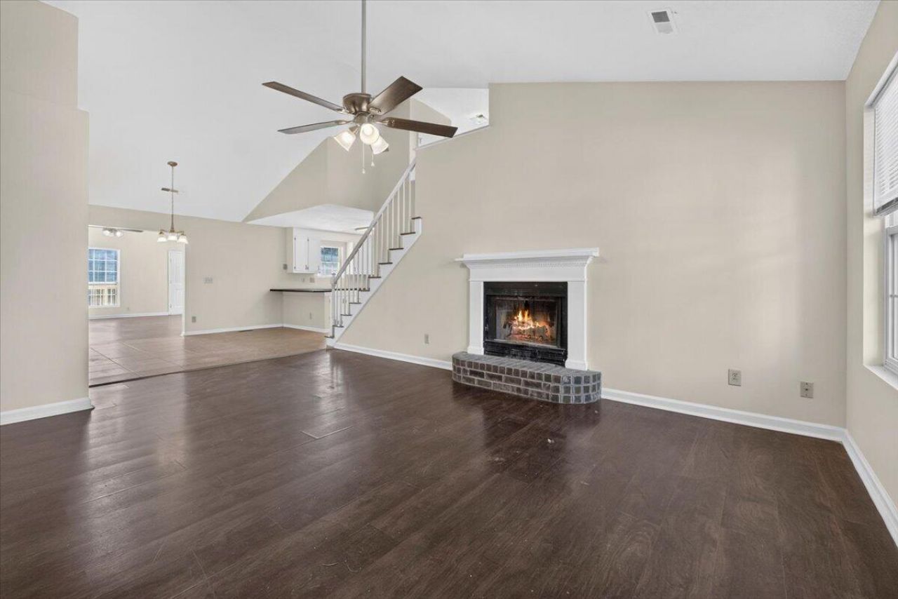 3071 Rollins Court Photo 6