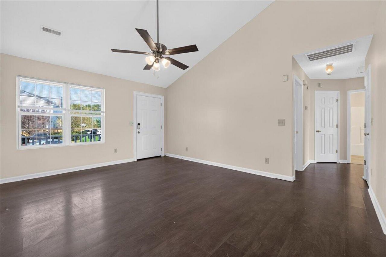 3071 Rollins Court Photo 7