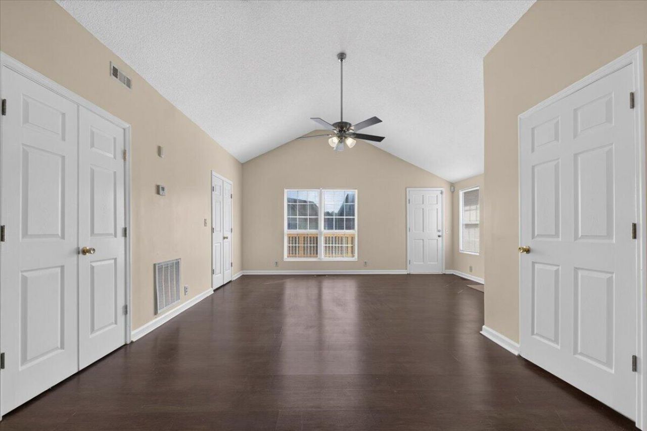 3071 Rollins Court Photo 8