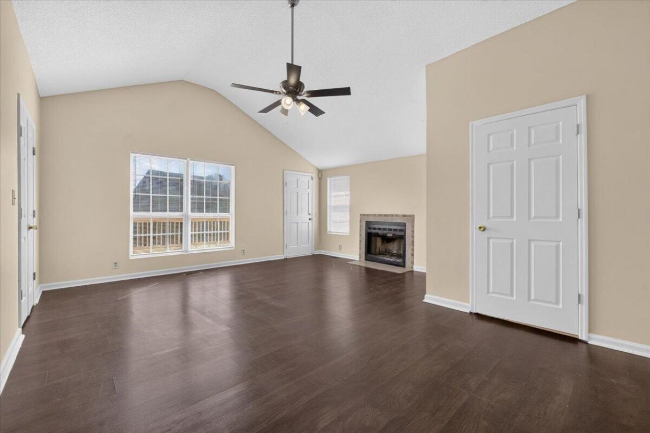 3071 Rollins Court Photo 9