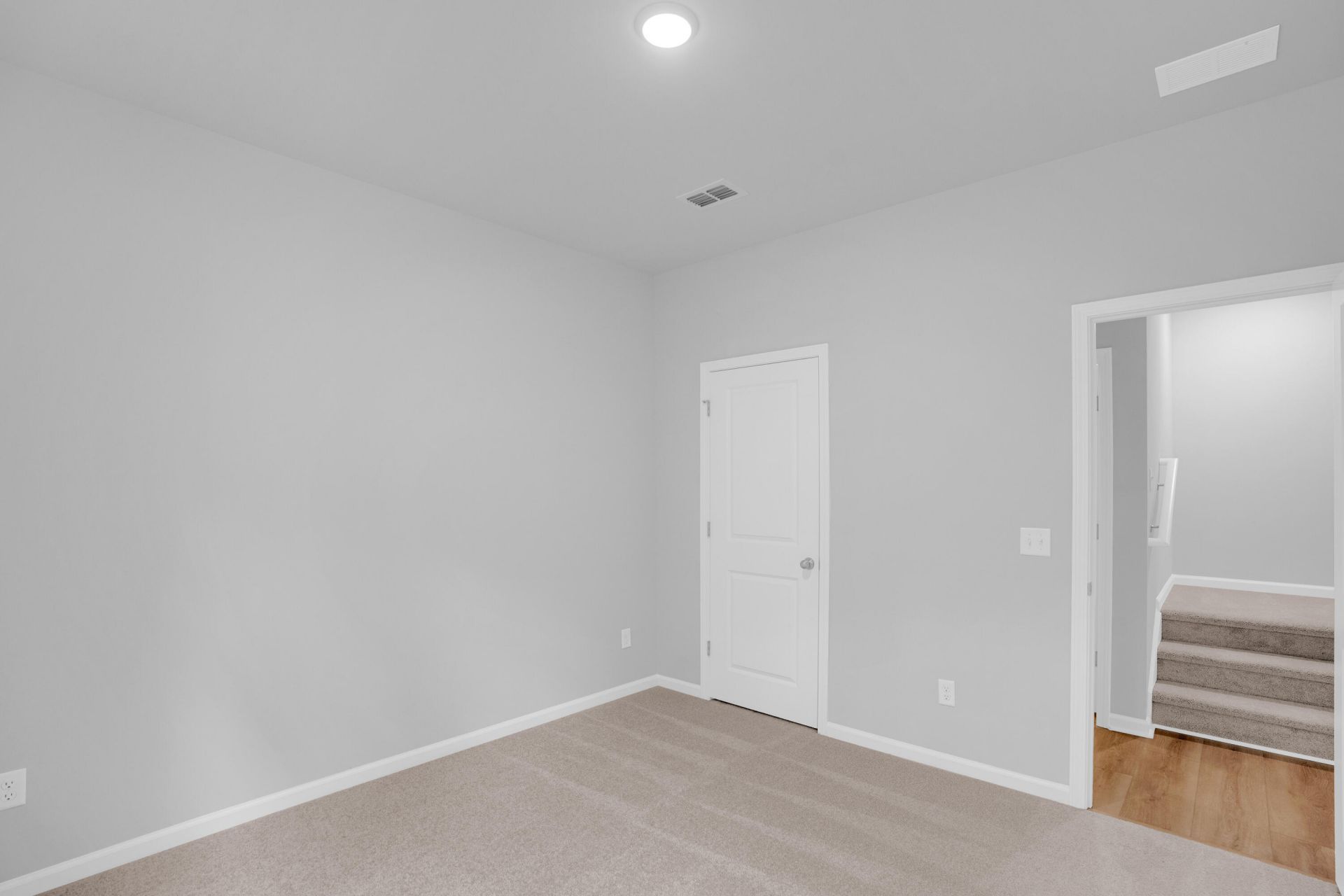 873 Meadowbrook Lane Photo 18