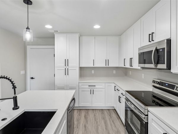 14503 Springbrook Trail , Urbandale, IA 50111