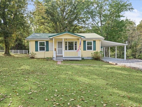 3057 Mt View Rd , Manchester, TN 37355