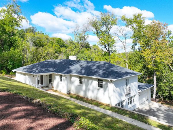 1504 Dresden Cir , Nashville, TN 37215
