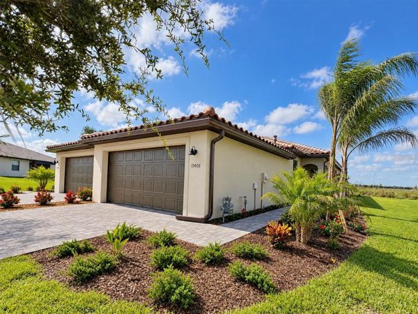 15406 SUNNY DAY DRIVE , BRADENTON, FL 34211