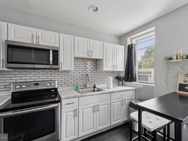 7018 WOODLAND AVENUE , PHILADELPHIA, PA 19142