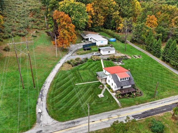 490 ROCKVILLE ROAD , SPRING GROVE, PA 17362