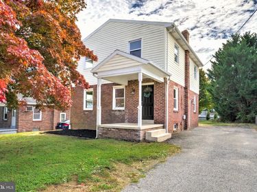 2164 WINDSOR ROAD, WINDSOR, PA 17366