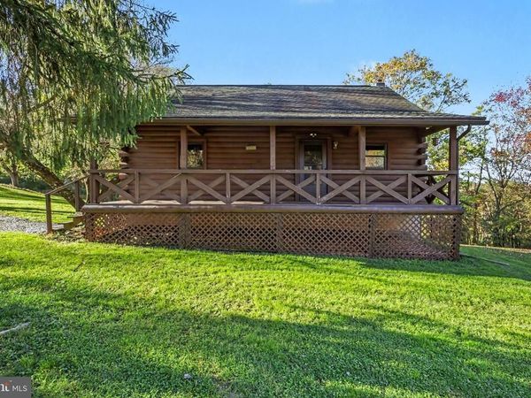 11584 CROSS ROADS AVENUE, FELTON, PA 17322