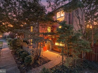 11404 LINKS DRIVE, RESTON, VA 20190