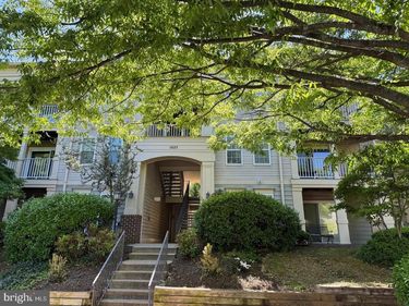 1025 GARDENVIEW LOOP, Unit 301, WOODBRIDGE, VA 22191
