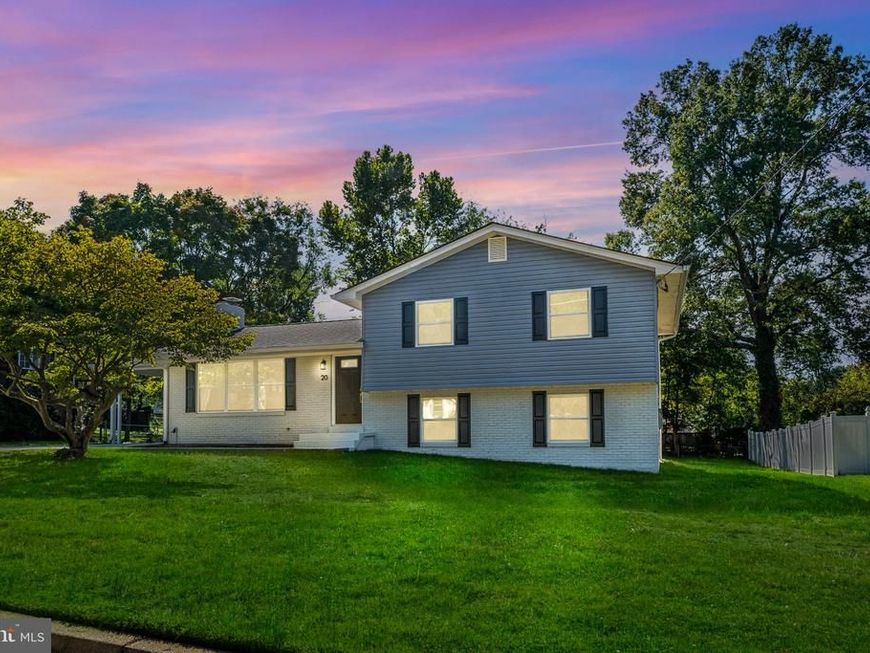 20 Mel Mara Drive, Oxon Hill, MD 20745 Main Photo