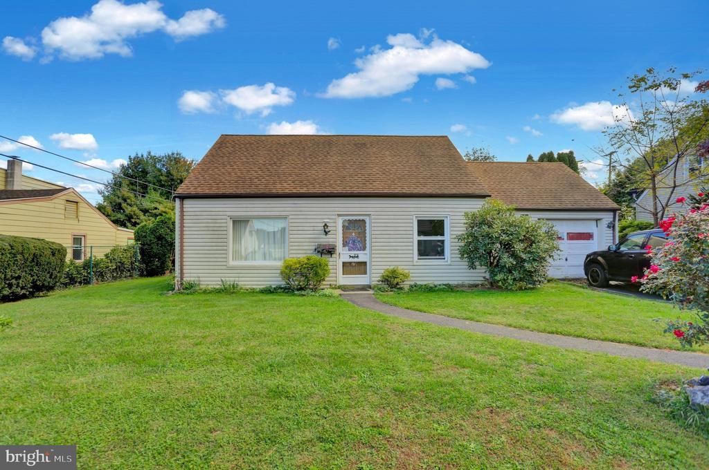508 LOCKHEED AVENUE , READING, PA 19601
