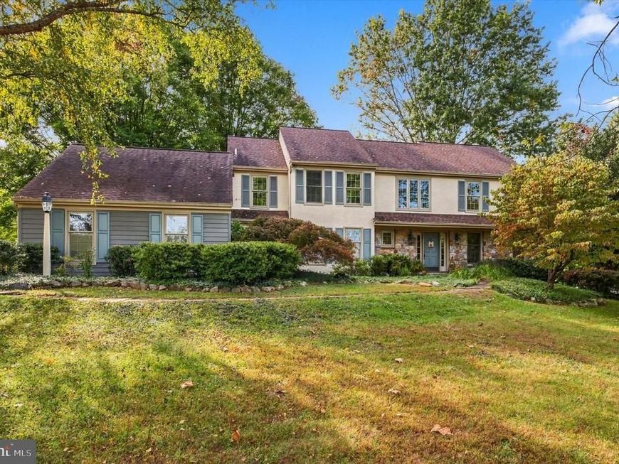 10 Manor Lane , Phoenixville, PA 19460 Main Photo