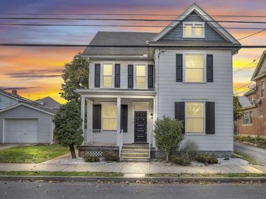 221 N SIXTH STREET , CHAMBERSBURG, PA 17202