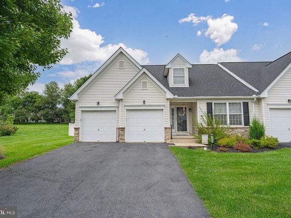 1325 BRIARWOOD LANE , EASTON, PA 18040