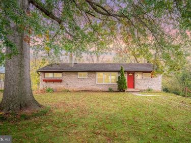 2428 ANITA DRIVE, DOVER, PA 17315