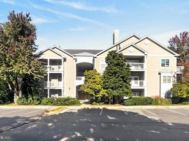 1704 LAKE SHORE CREST DRIVE , Unit 25, RESTON, VA 20190