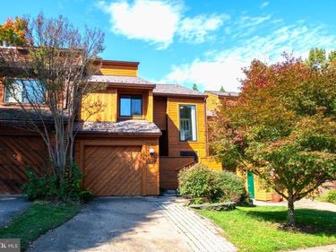 2207 CEDAR COVE COURT , RESTON, VA 20191