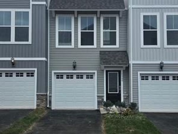 8900 QUEENSFERRY ROAD , MANASSAS, VA 20112