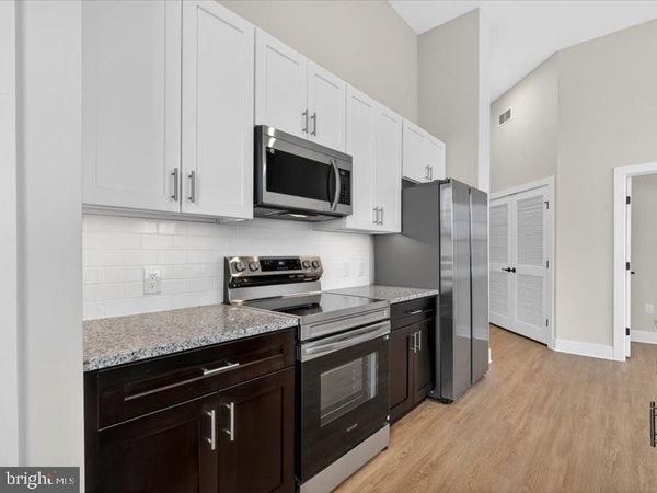 624 MAIN STREET , Unit 322, ROYERSFORD, PA 19468