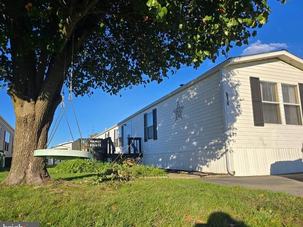 614 S HUCKLEBERRY AVENUE , Unit 140, BEAR, DE 19701