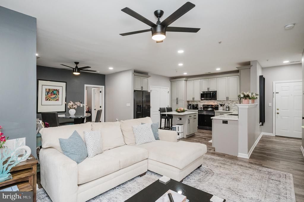 400 SYMPHONY CIRCLE , COCKEYSVILLE, MD 21030