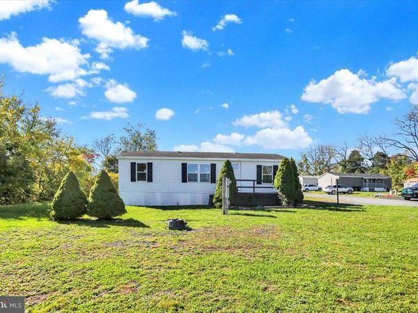 327 OAK STREET , HAMBURG, PA 19526