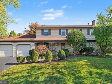 329 FAIRHILL DRIVE , SOUTHAMPTON, PA 18966
