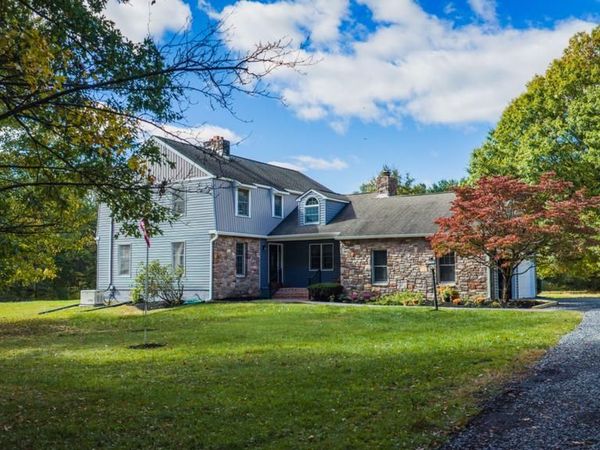 309 PARK DRIVE W , KINTNERSVILLE, PA 18930