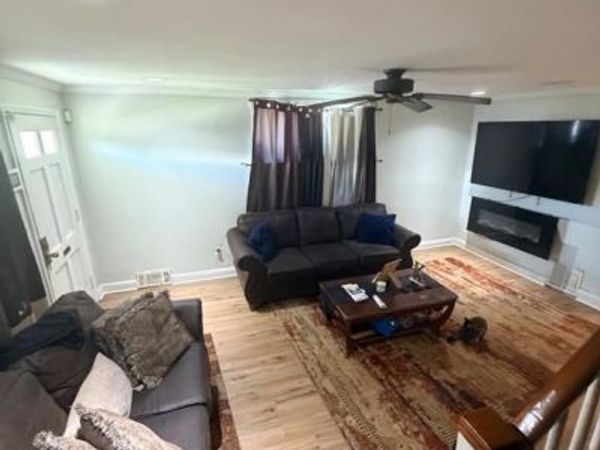 1079 STRATFORD ROAD, GLENOLDEN, PA 19036