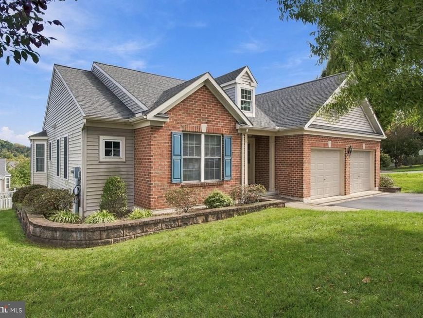 8 Cameron Court , Denver, PA 17517 Main Photo