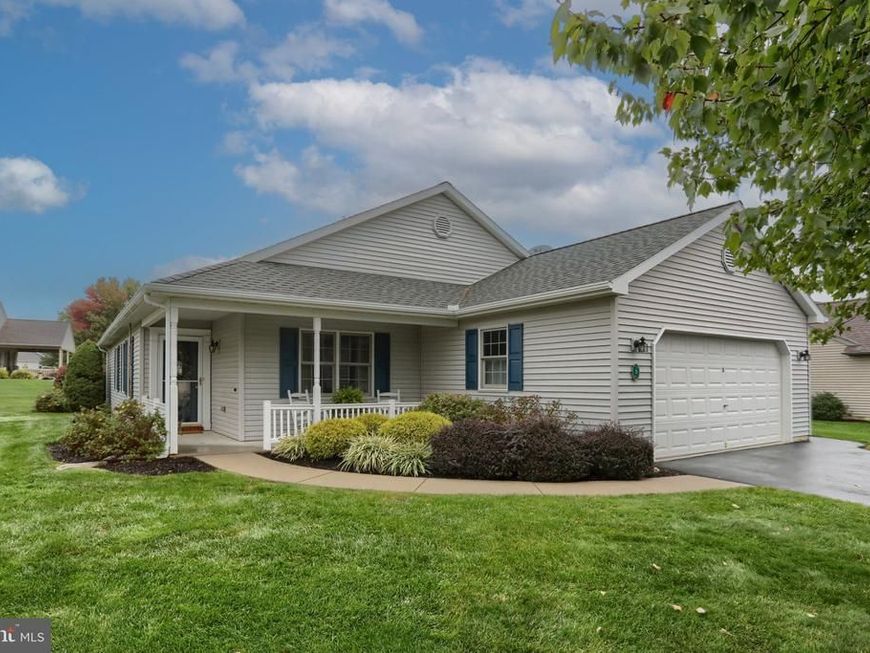 3 Greenbriar Drive , Myerstown, PA 17067 Main Photo
