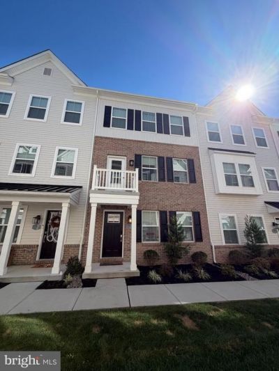 6 GRIFFITH COURT, BRIDGEPORT, PA 19405