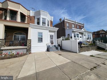 221 E WELLENS AVENUE , PHILADELPHIA, PA 19120