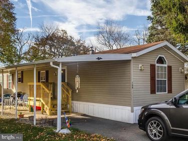 109 RAIN DOVE DRIVE , RED LION, PA 17356