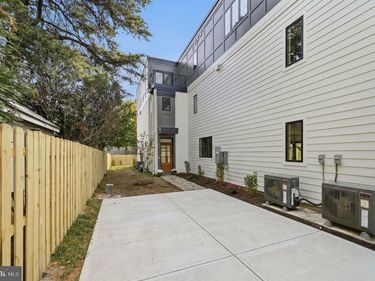 1227 N QUINCY STREET , ARLINGTON, VA 22203