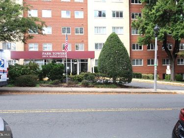200 MAPLE AVENUE , Unit 600, FALLS CHURCH, VA 22046