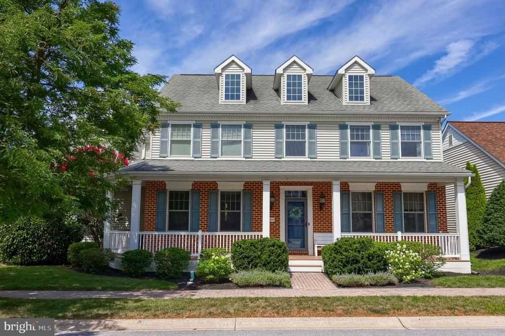 900 SLOAN STREET, LITITZ, PA 17543