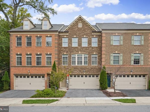 7452 BURNSIDE WAY , HANOVER, MD 21076