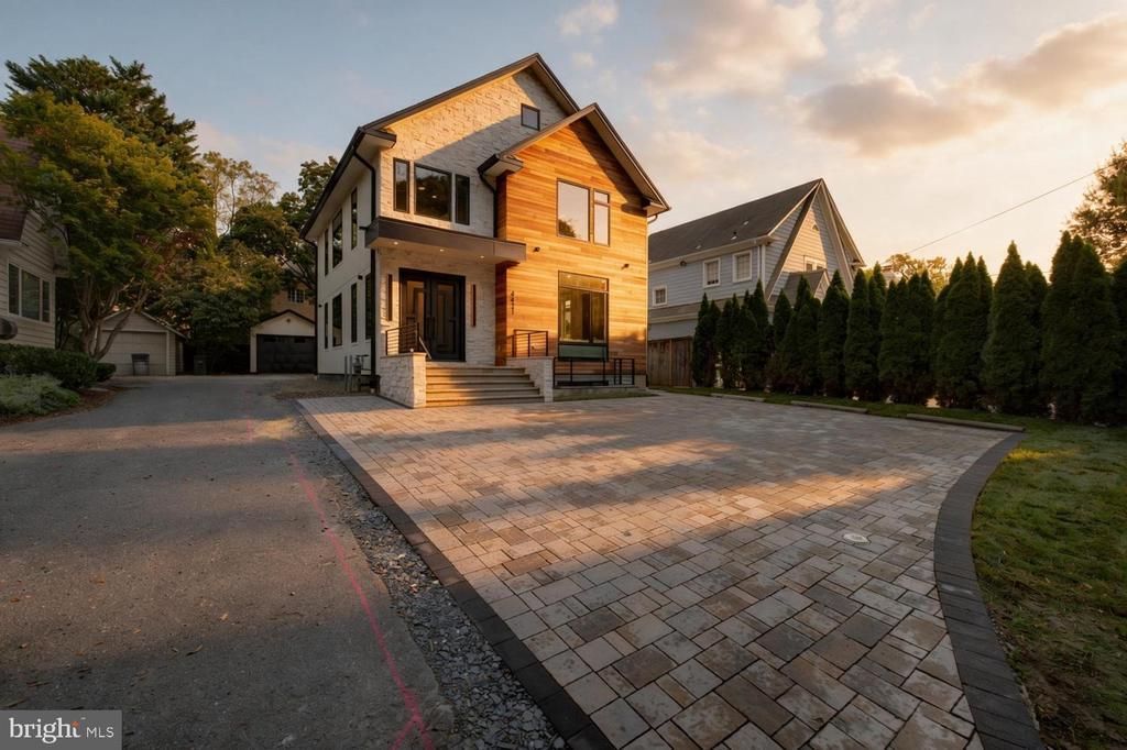 4421 BRADLEY LANE , CHEVY CHASE, MD 20815
