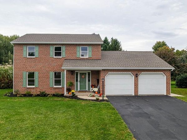 1659 WISTERIA DRIVE , CHAMBERSBURG, PA 17202