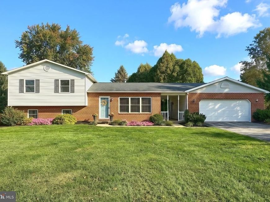 22 Willow Creek Road, Wrightsville, PA 17368 Main Photo