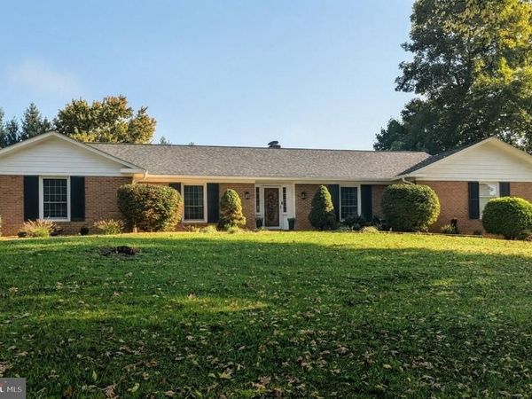 104 STUART DRIVE , WINCHESTER, VA 22602