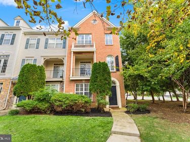 23005 BULWARK TERRACE , BRAMBLETON, VA 20148