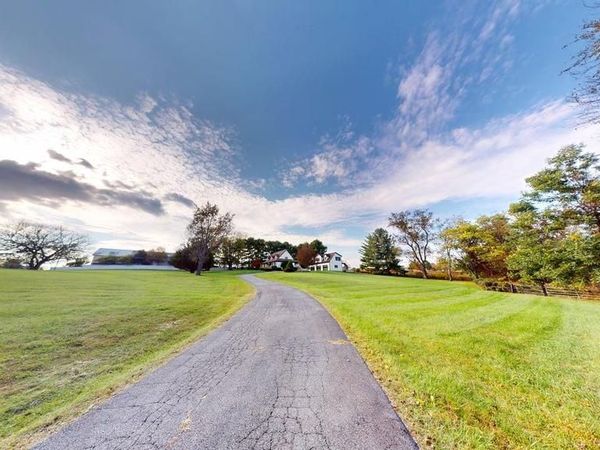 38038 W COLONIAL HIGHWAY, Unit GARAGE UNI, HAMILTON, VA 20158