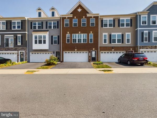 8924 ENGLEWOOD FARMS DRIVE , MANASSAS, VA 20112