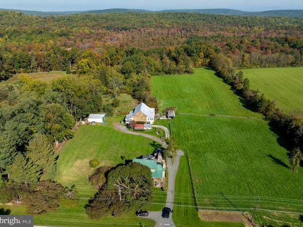 2543 RIDGE ROAD , ELVERSON, PA 19520