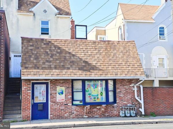 232 LONG LANE, UPPER DARBY, PA 19082