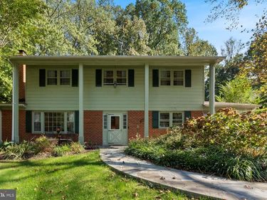 6803 FIELD MASTER DRIVE , SPRINGFIELD, VA 22153